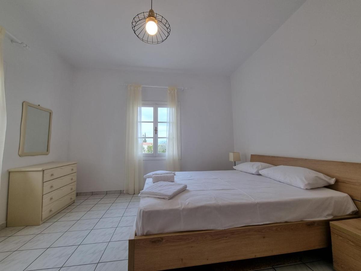 Olga'S Place Spétses Екстериор снимка