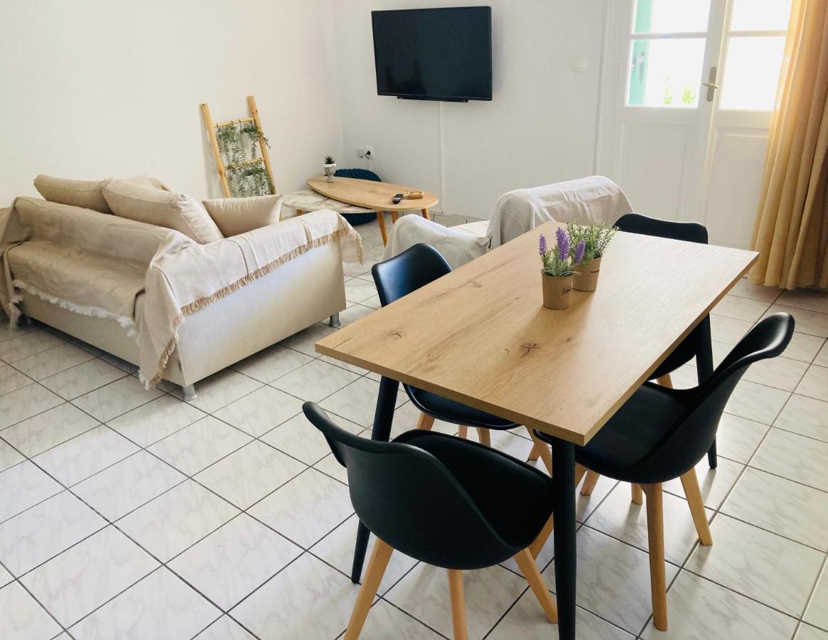 Olga'S Place Spétses Екстериор снимка